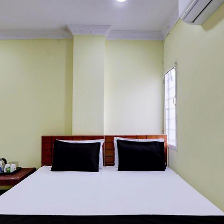 Spot On Al Nizam Guest House Hyderabad Exterior foto