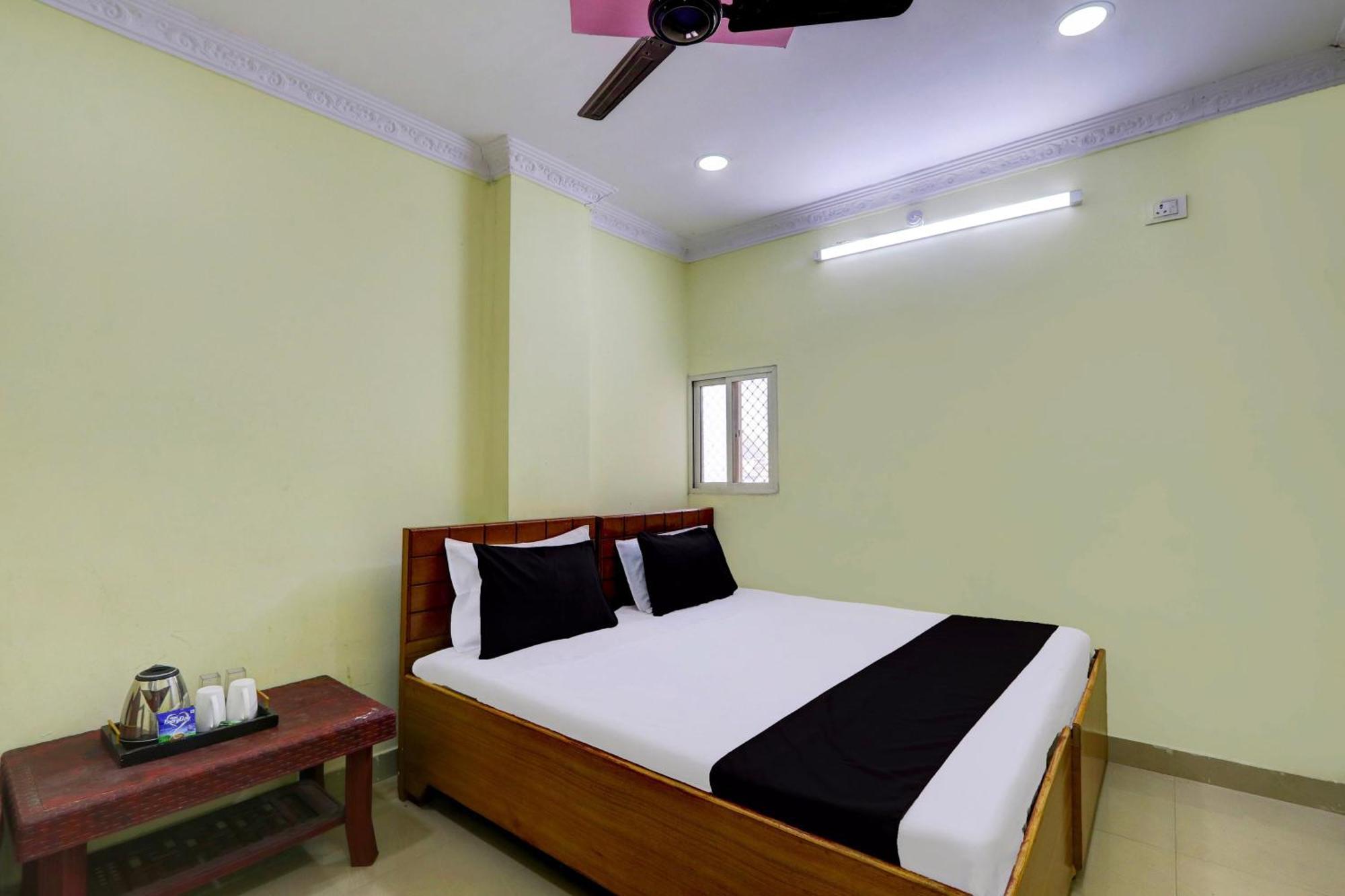 Spot On Al Nizam Guest House Hyderabad Exterior foto