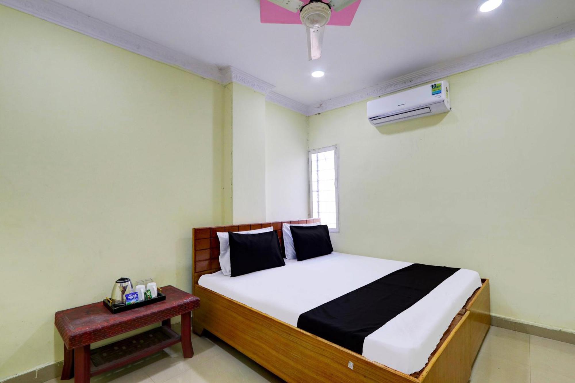 Spot On Al Nizam Guest House Hyderabad Exterior foto
