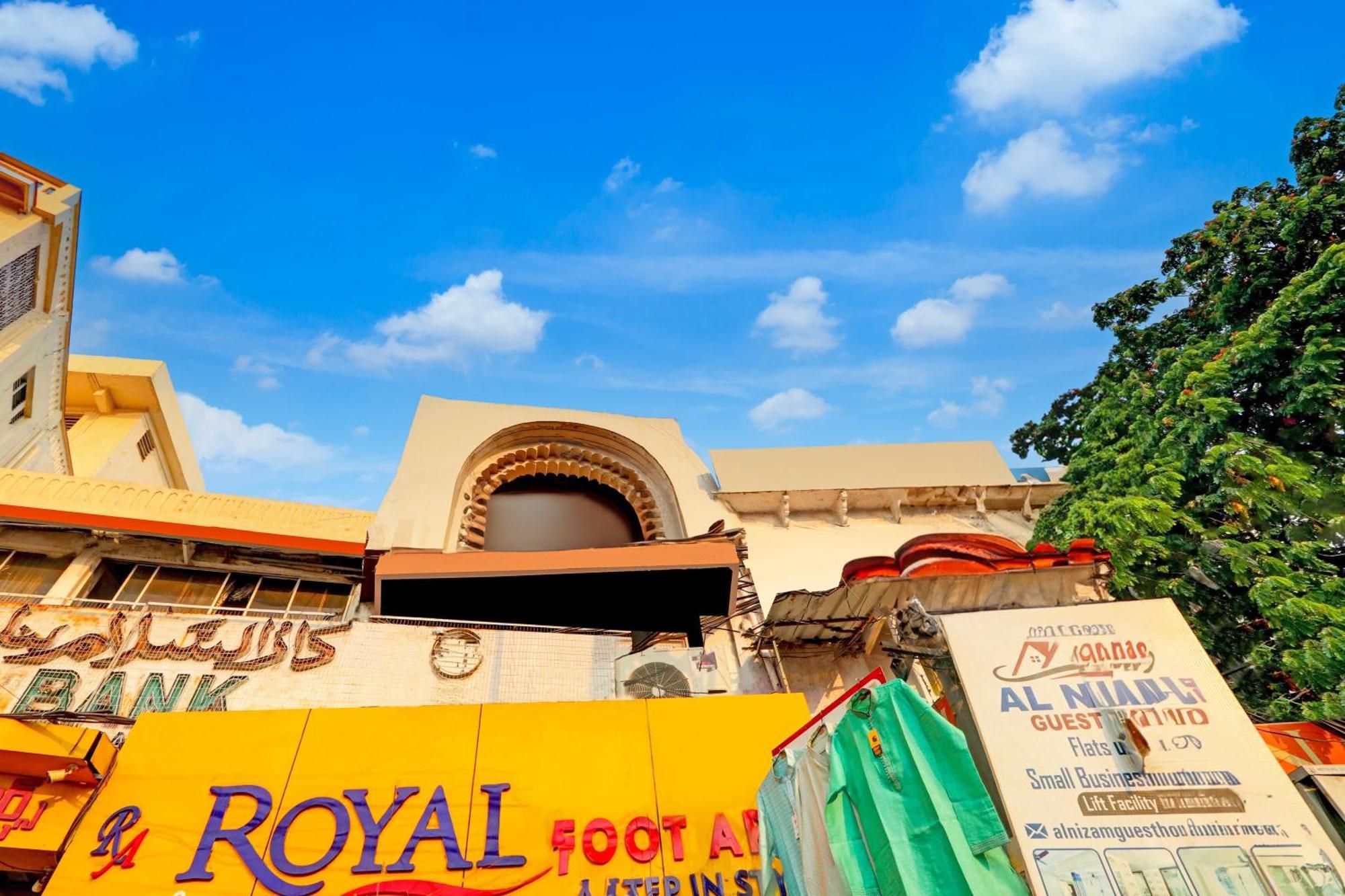 Spot On Al Nizam Guest House Hyderabad Exterior foto