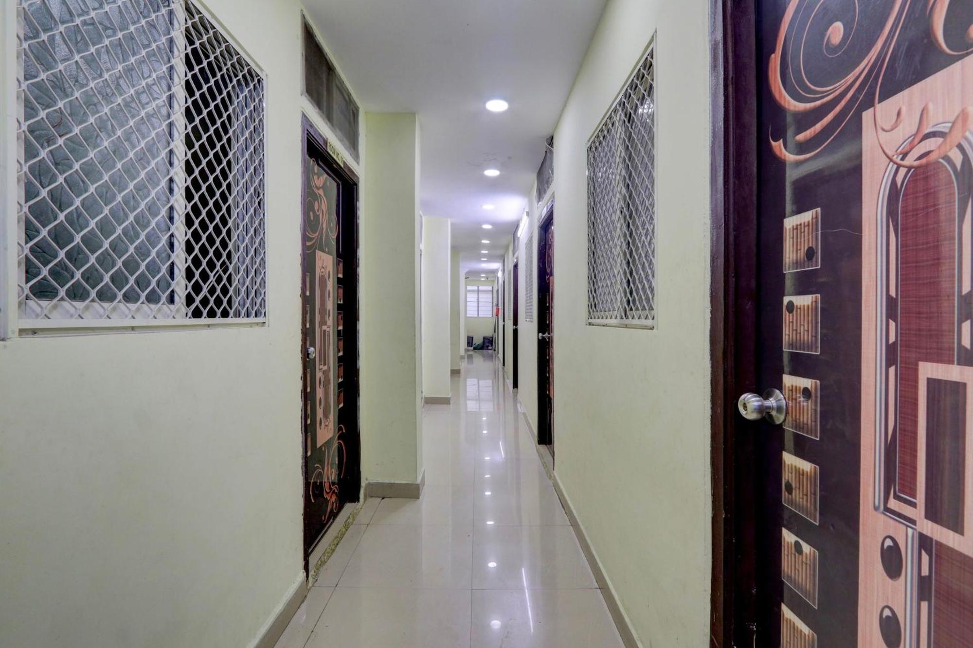 Spot On Al Nizam Guest House Hyderabad Exterior foto