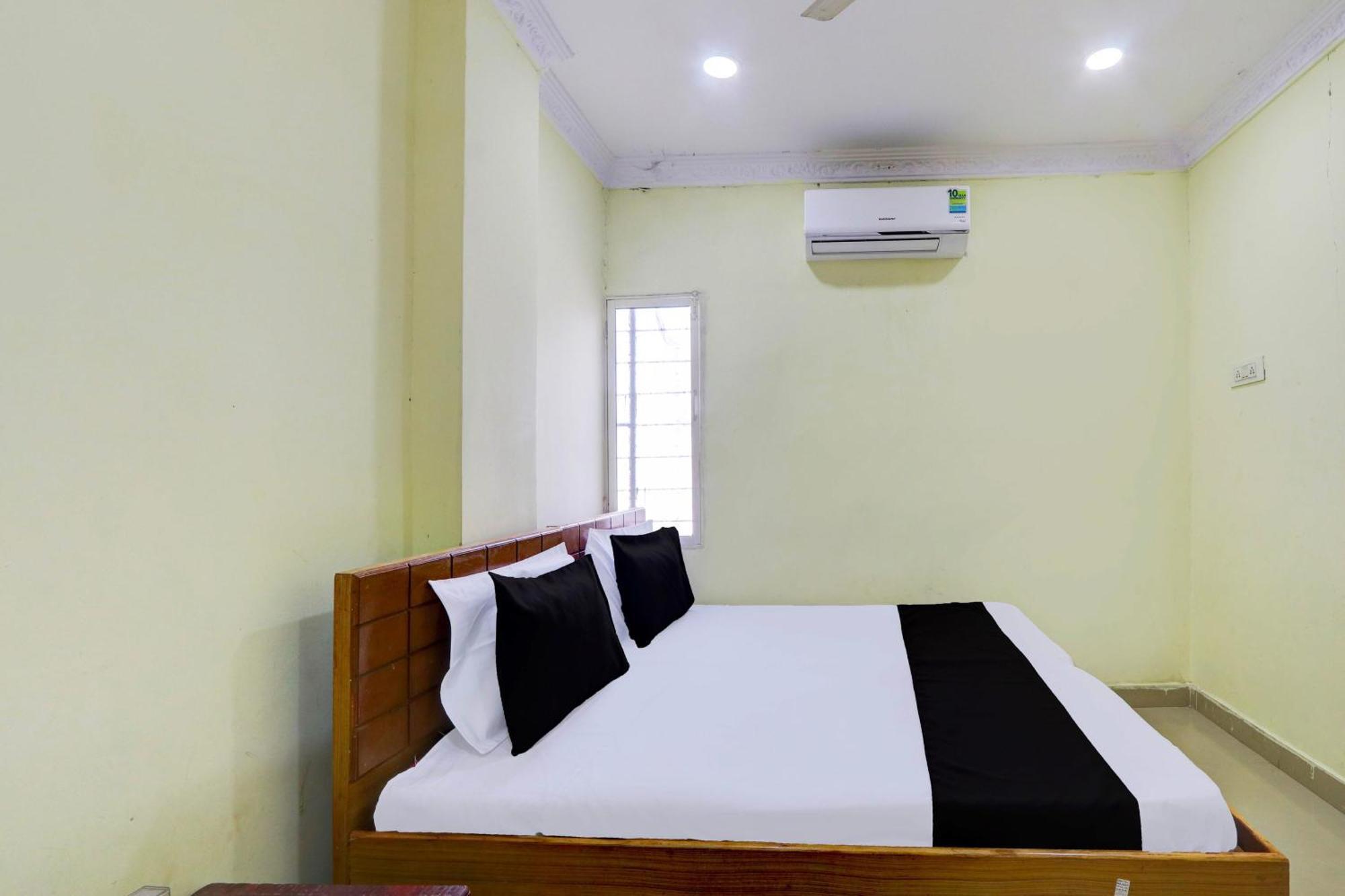 Spot On Al Nizam Guest House Hyderabad Exterior foto